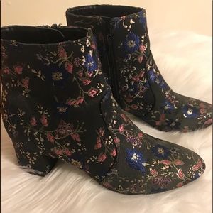 Unisa Uncayzea Boots